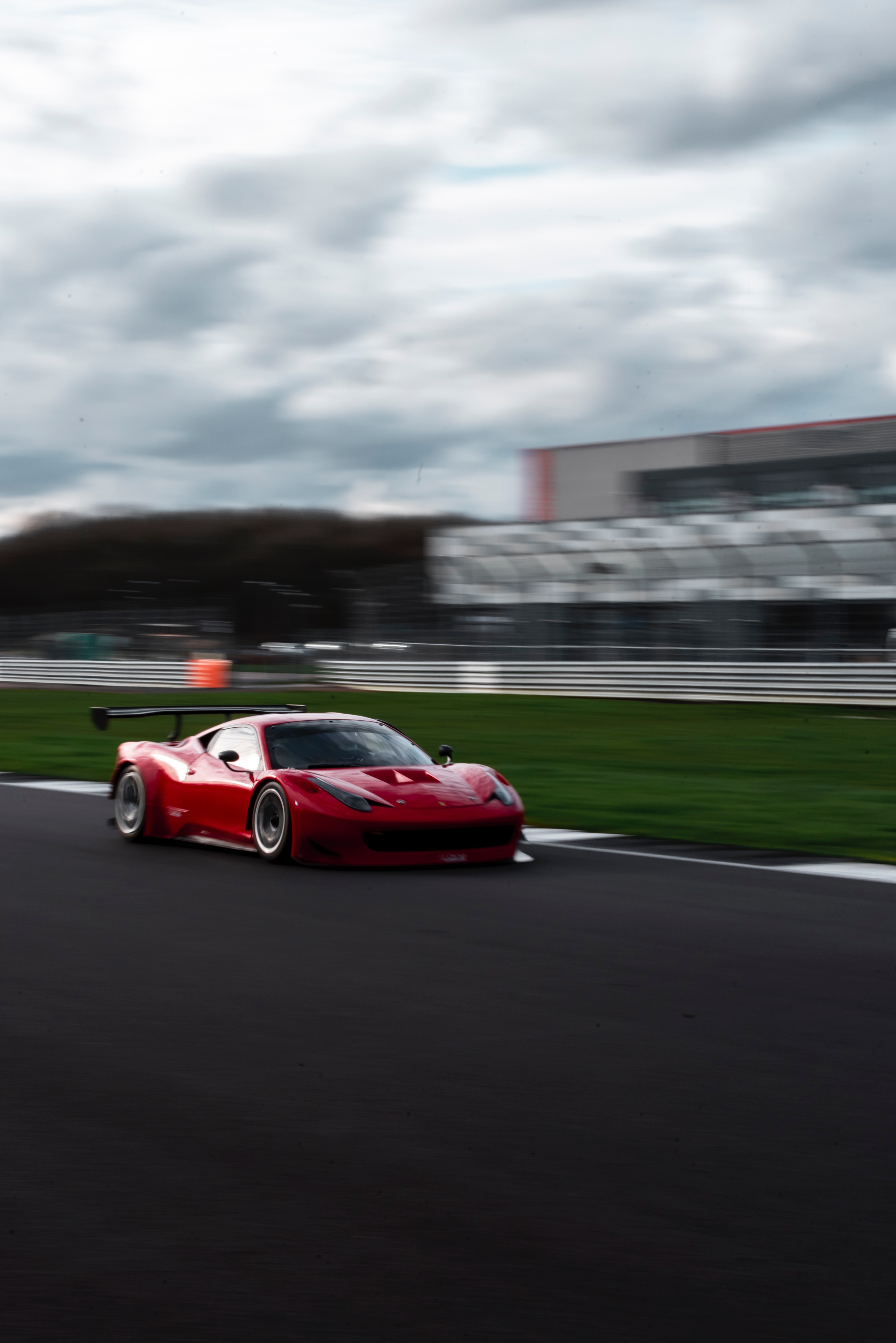 Ferrari auf der Rennstrecke